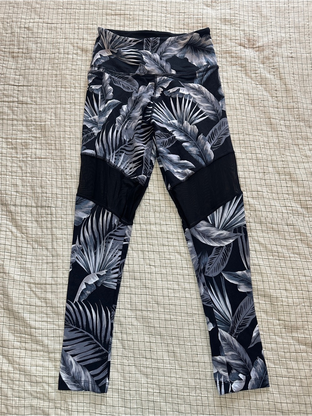 PINK Victoria’s Secret Ultimate Leggings